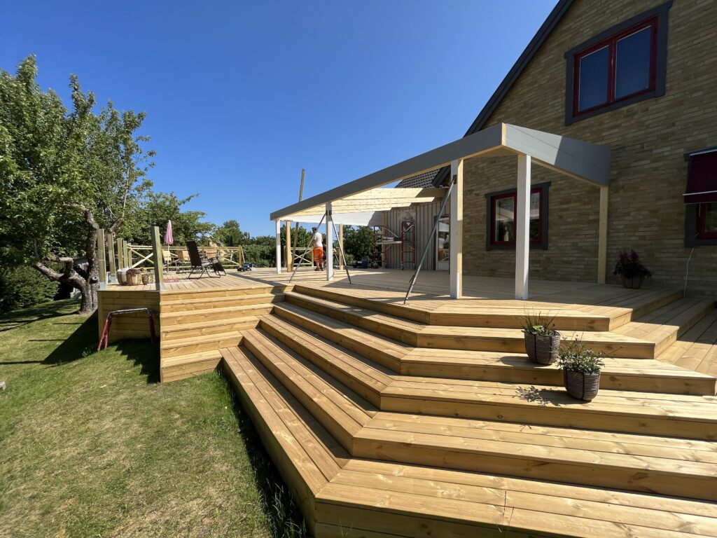 trälldäck till altan